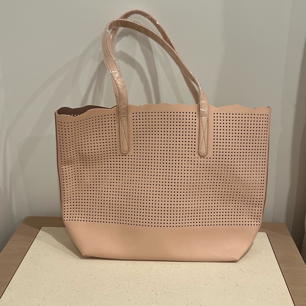 Neiman Marcus EXCLUSIVE hard to find NWT Blush Pink Tote